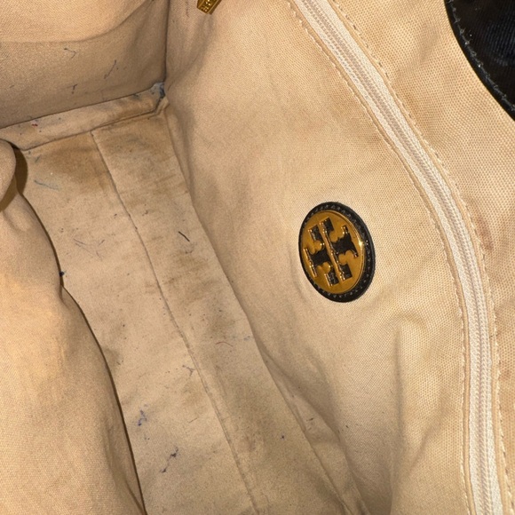 Tory Burch Shiny Black Tote Bag - Picture 6 of 6